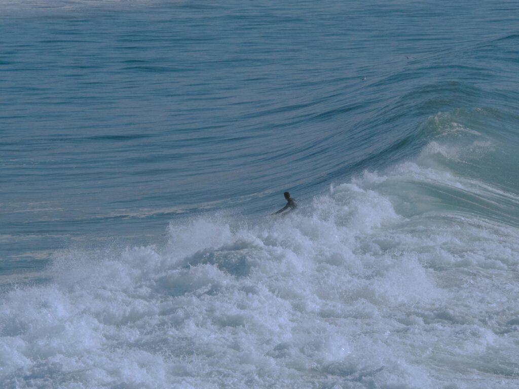 alt= "surfer in Marokko"